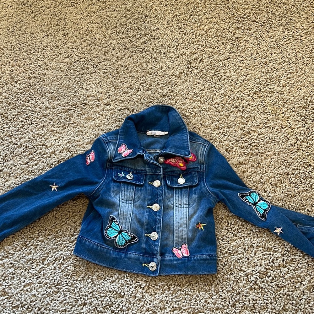 Baby Sara butterfly patched Jean jacket size 3 T